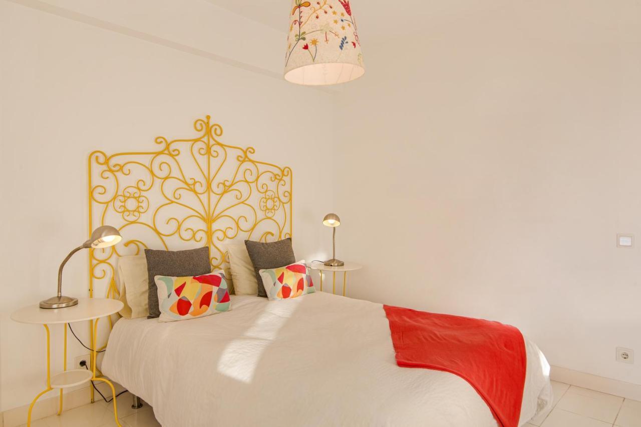 Modern Apartment By The Sea Quarteira Ngoại thất bức ảnh