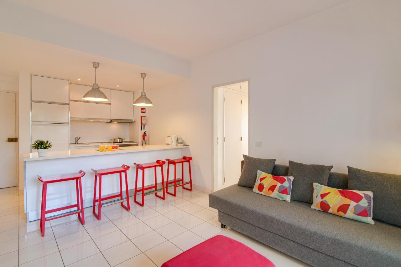 Modern Apartment By The Sea Quarteira Ngoại thất bức ảnh